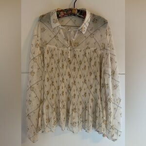 LC Lauren Conrad Ivory Floral Blouse